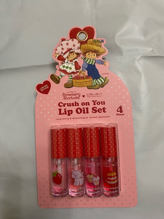 Celavi Accessories - Strawberry Shortcake "Crush on You" Lip Oil Set - Pink/Red